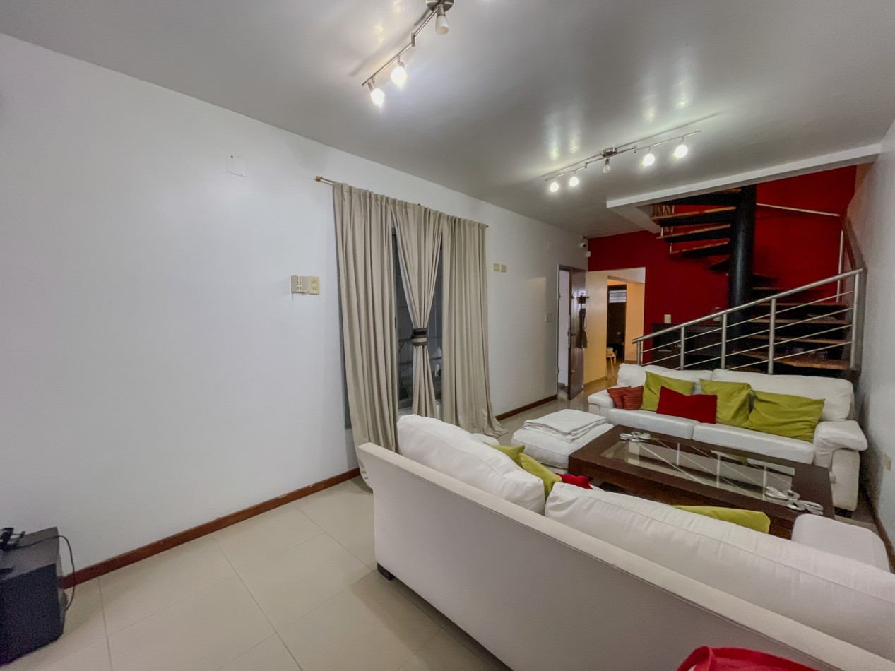 Comodidad, Espacio y Ubicacion: Tu Casa Ideal en El Macrocentro