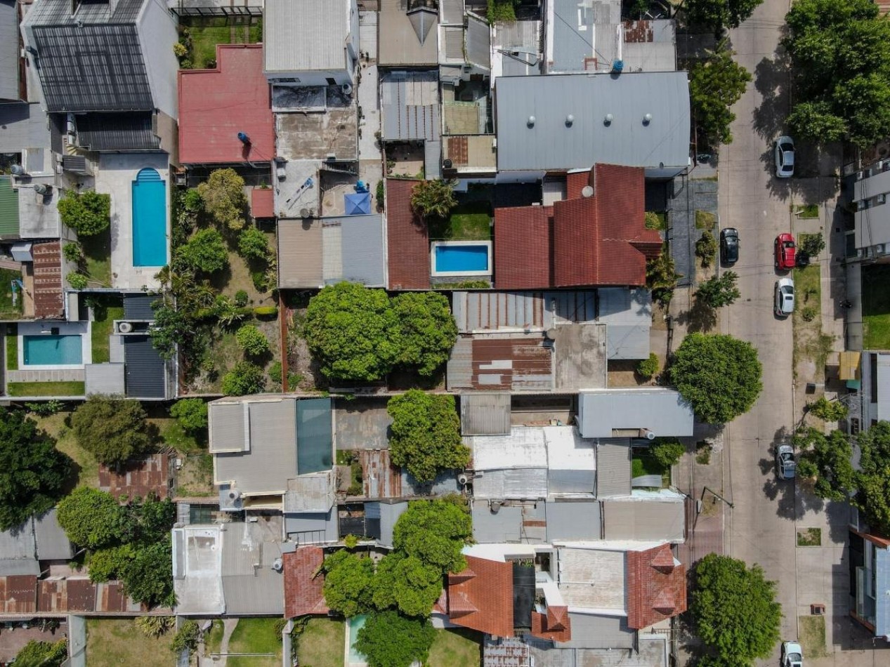Ubicacion y Potencial Unicos: Terreno Estrategico en Villa San Martin