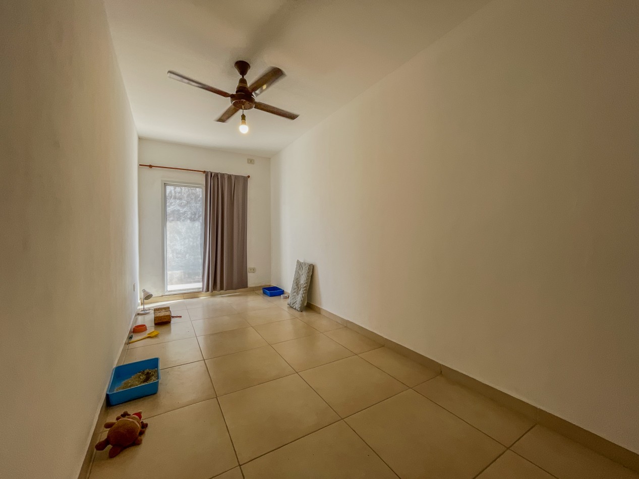 Duplex Funcional y Seguro en San Miguel - 3 Dorm., Terraza y Cochera