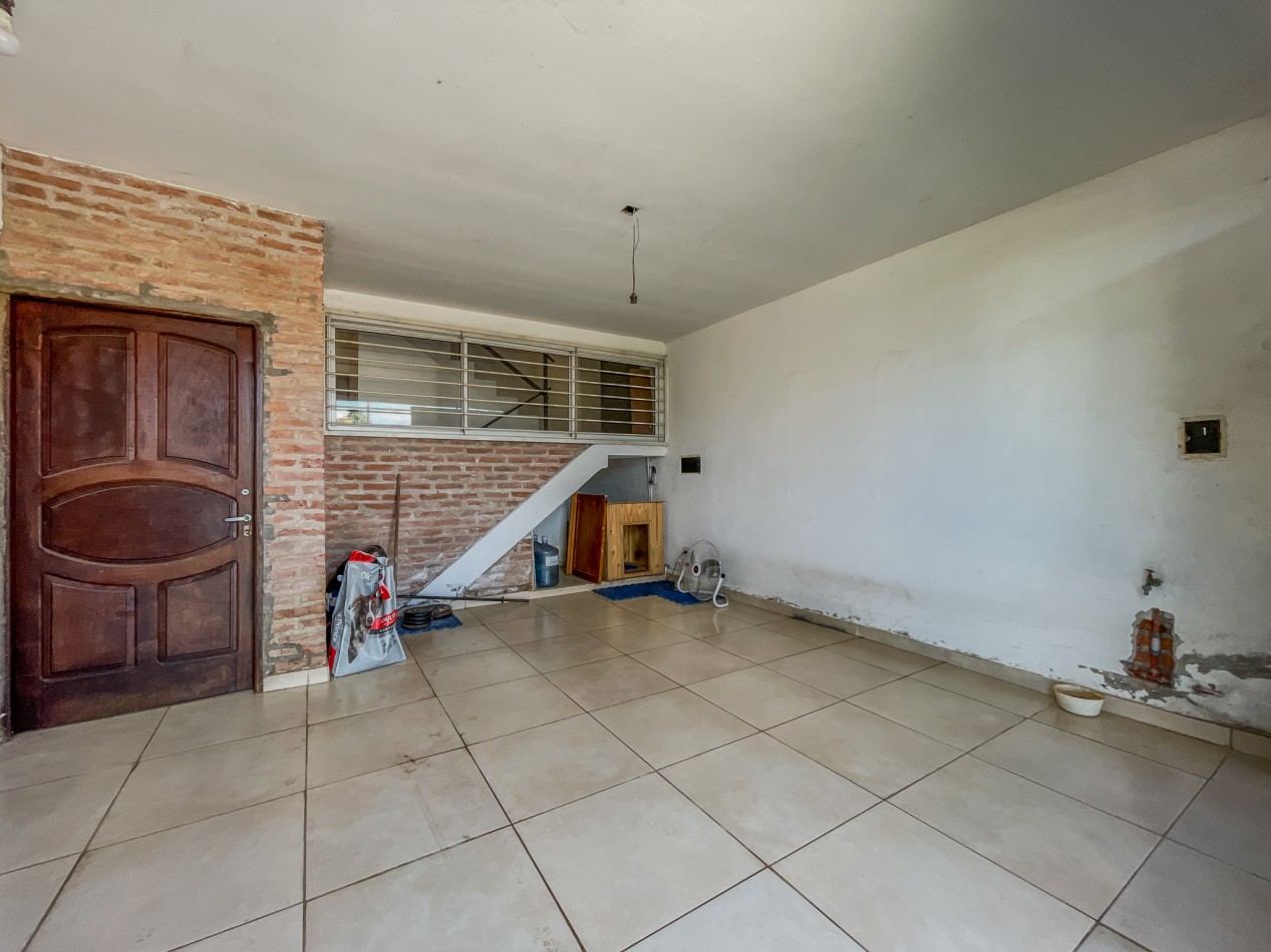 Duplex Funcional y Seguro en San Miguel - 3 Dorm., Terraza y Cochera