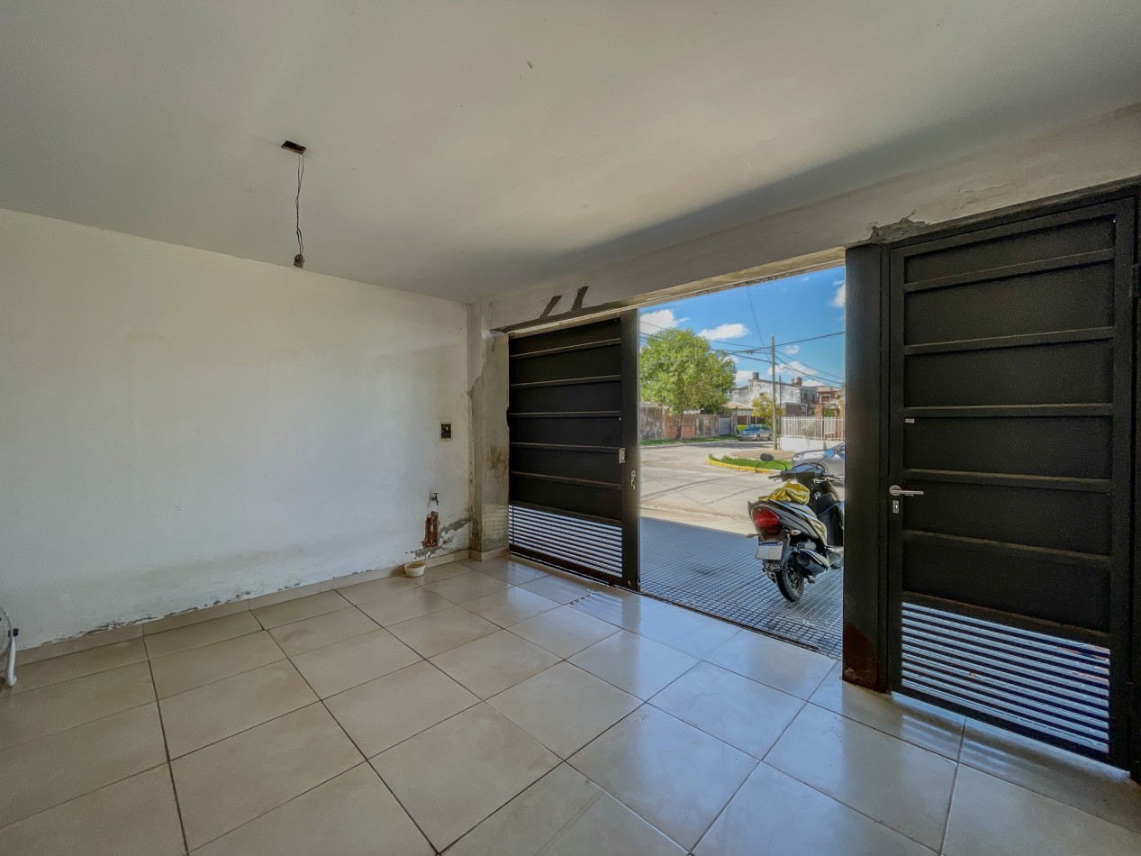 Duplex Funcional y Seguro en San Miguel - 3 Dorm., Terraza y Cochera