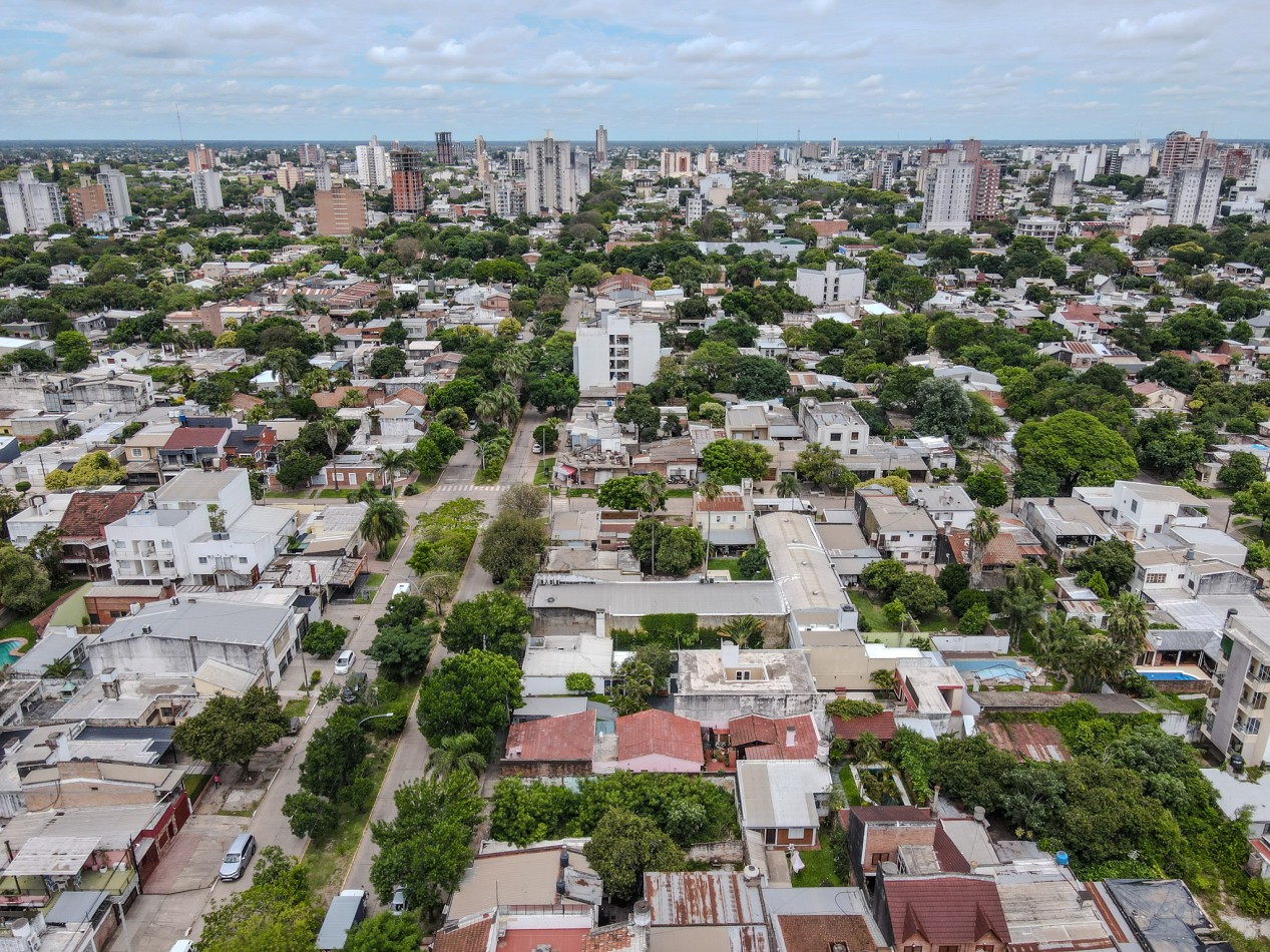 Casa a Remodelar Sobre Av Italia