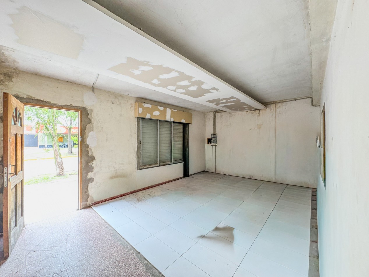 Casa a Remodelar Sobre Av Italia