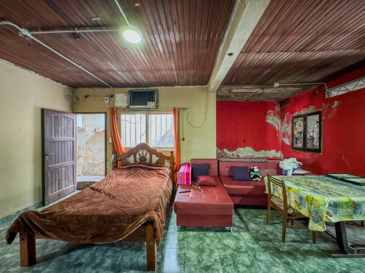 Casa a Remodelar Sobre Av Italia