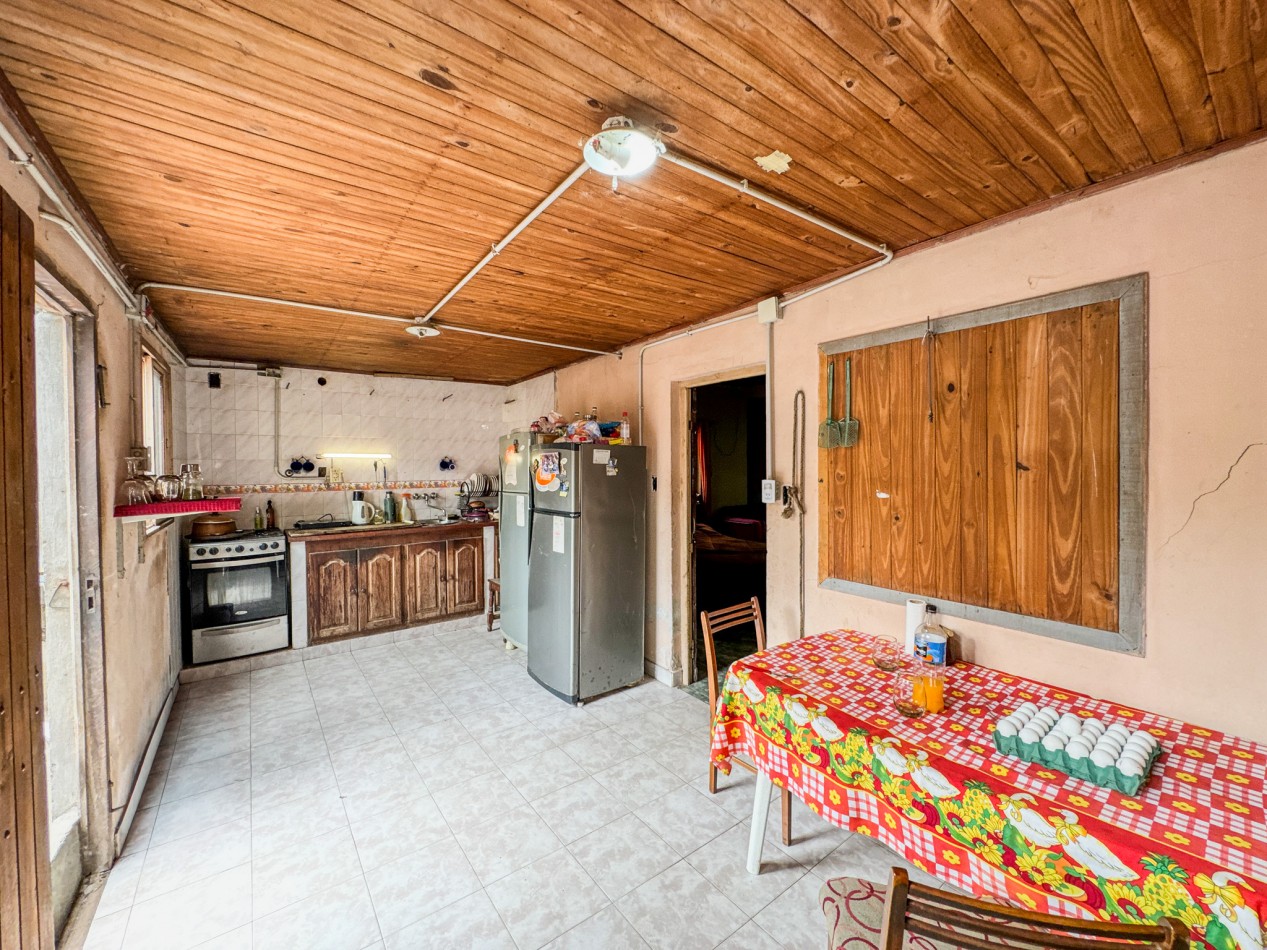 Casa a Remodelar Sobre Av Italia