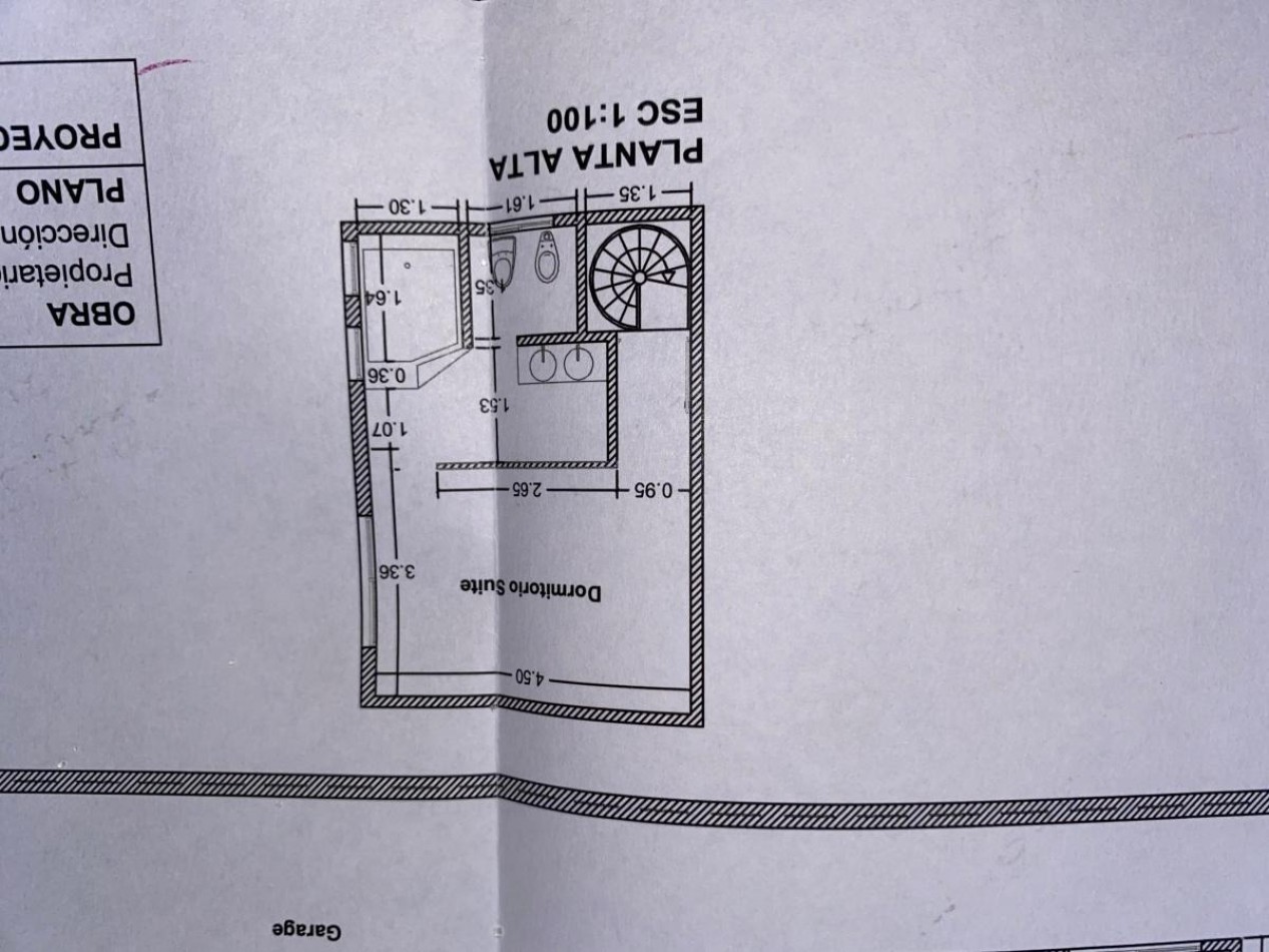 Casa amplia con 4 dormitorios y quincho en terreno de 10×40 — Ideal familia numerosa