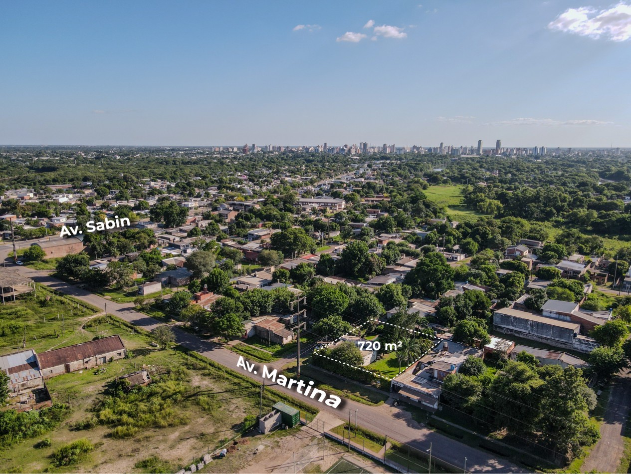 Casa Quincho | Av Martina Esq. Los Jazmines - Villa Rio Negro