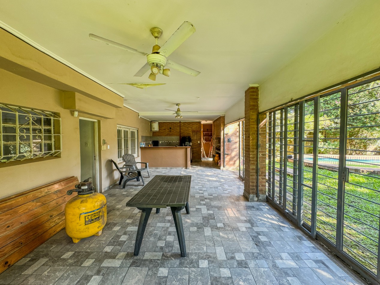 Casa Quincho | Av Martina Esq. Los Jazmines - Villa Rio Negro
