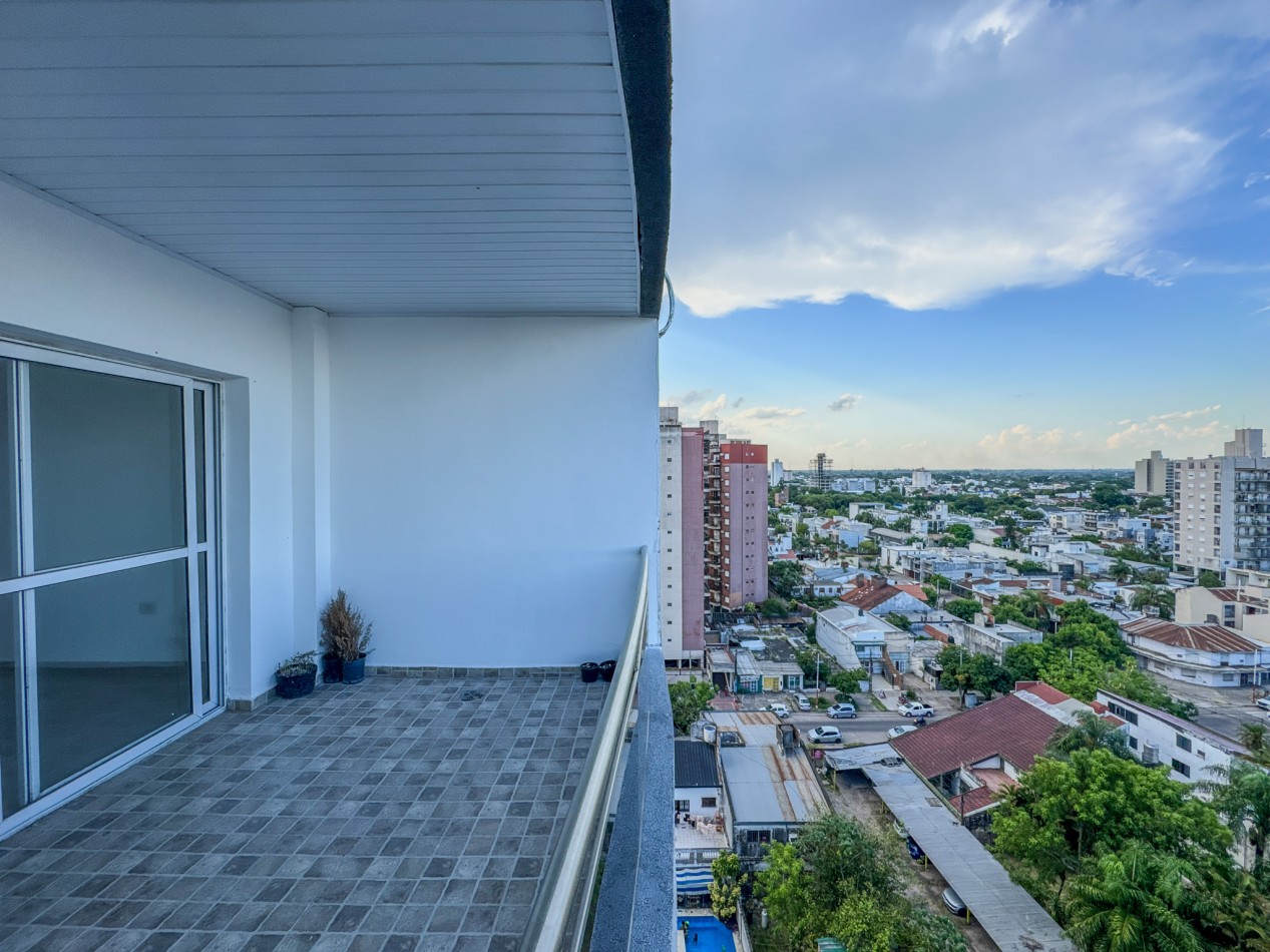Departamento 2 Dorm + Cochera en Macrocentro | Piso 10 con Vista Abierta