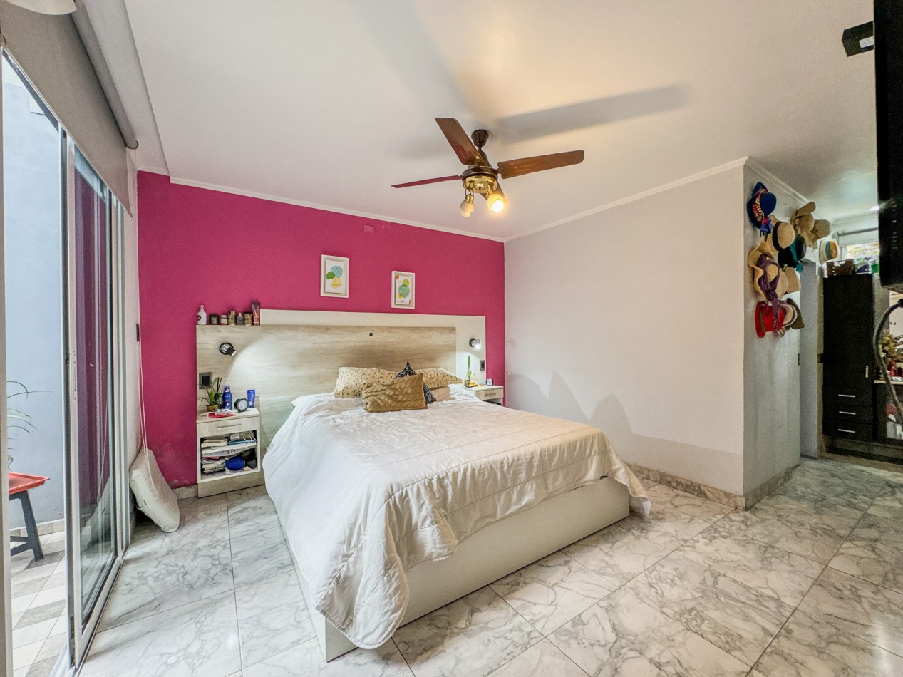 Casa 3 Dorm. con Suite en Planta Baja, Patio y Pileta