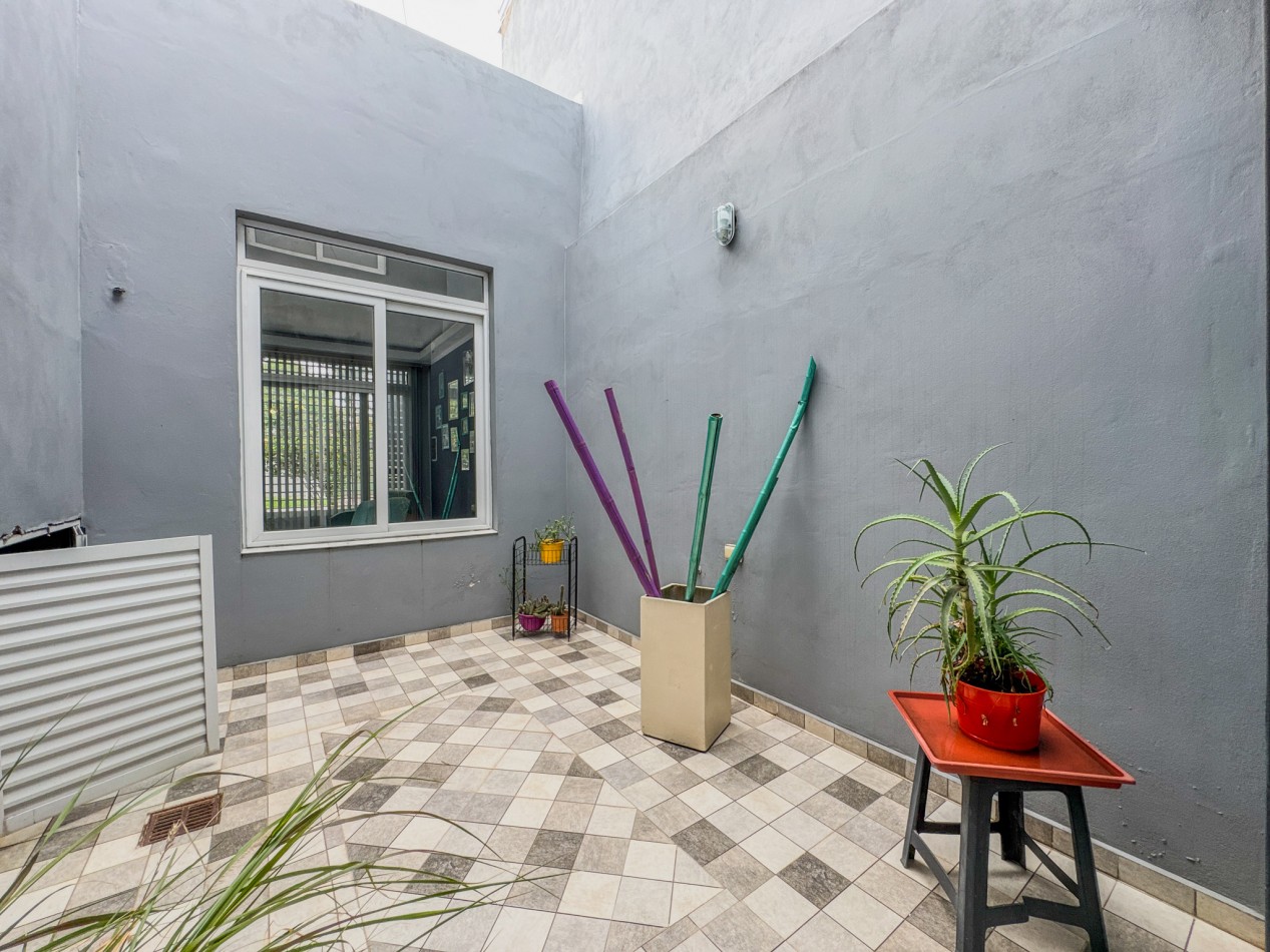 Casa 3 Dorm. con Suite en Planta Baja, Patio y Pileta