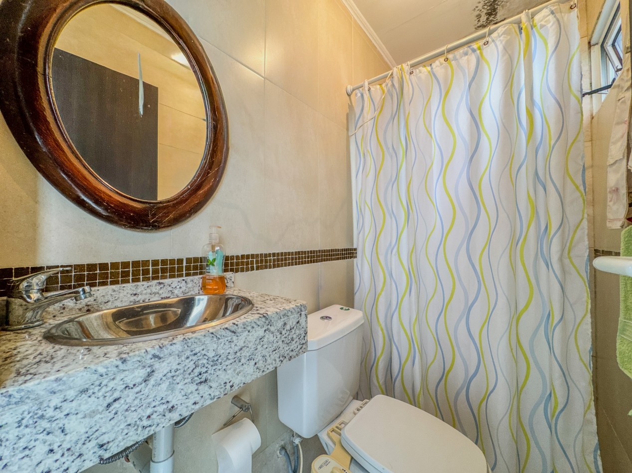 Casa 3 Dorm. con Suite en Planta Baja, Patio y Pileta