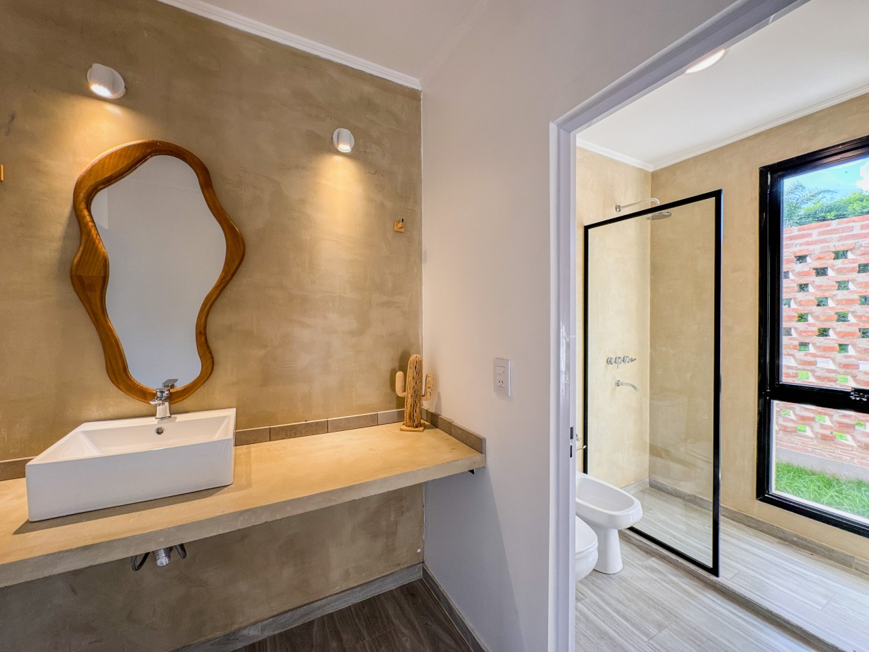 Casa de diseño con techo abovedado en Altos Verdes