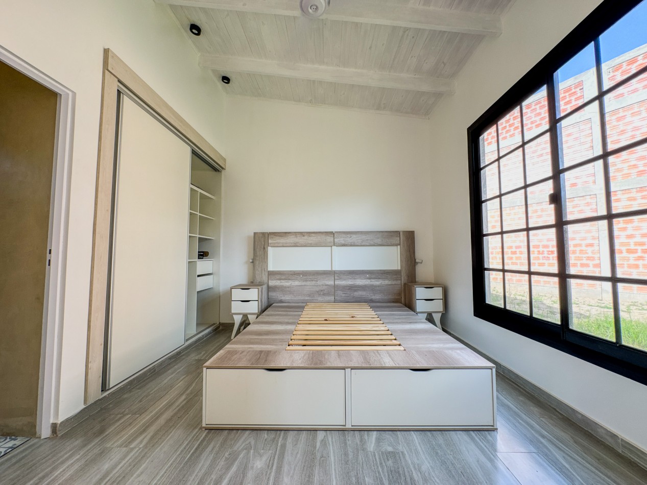 Casa de diseño con techo abovedado en Altos Verdes