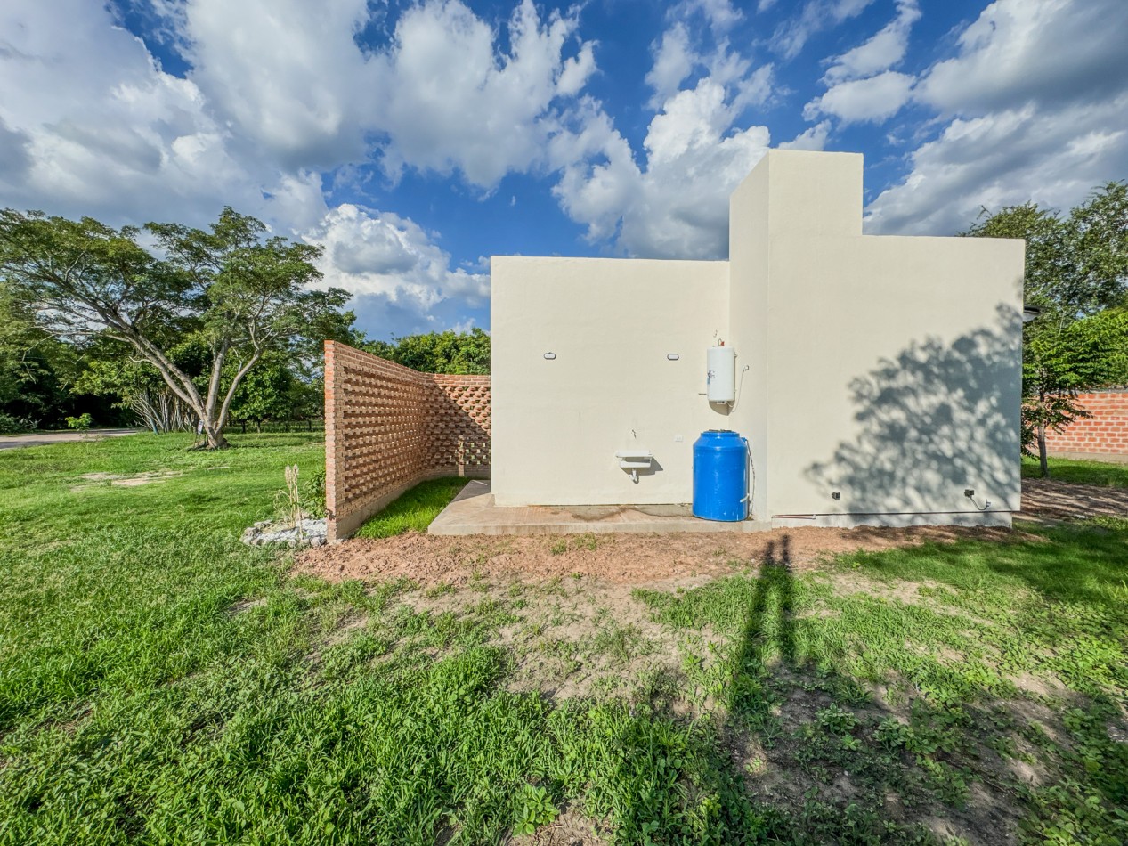 Casa de diseño con techo abovedado en Altos Verdes